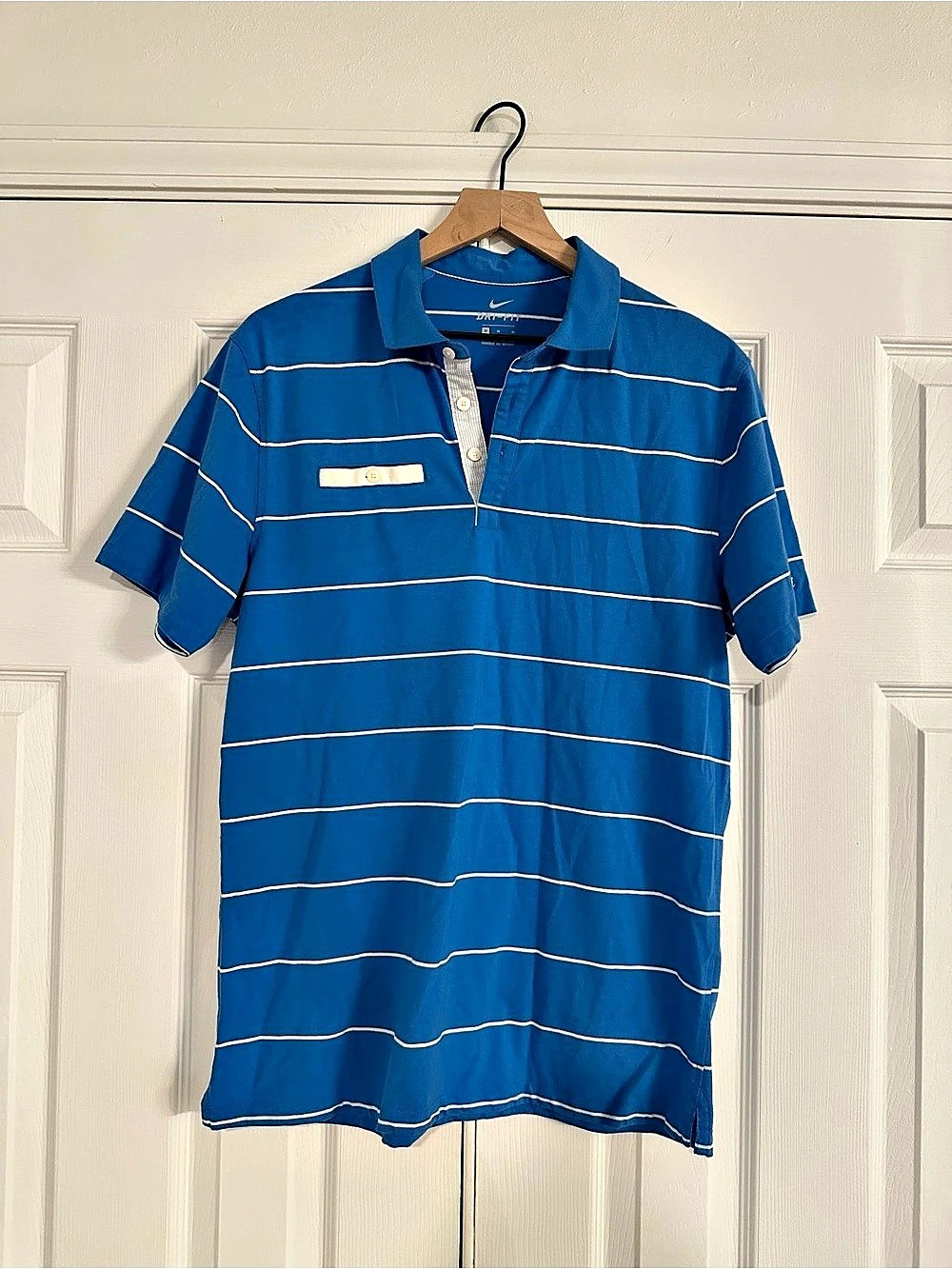 Nike Dri-FIT Striped Polo in Blue Size Medium Like New